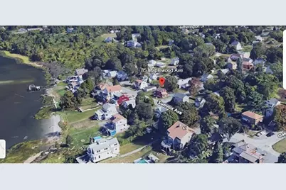 85 Maplewood Ave, Swansea, MA 02777 - Photo 13