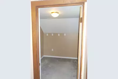 85 Maplewood Ave, Swansea, MA 02777 - Photo 19