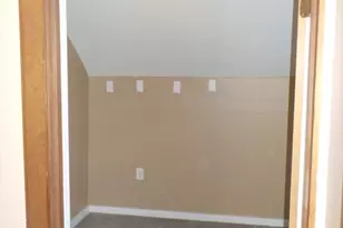 85 Maplewood Ave, Swansea, MA 02777 - Photo 19
