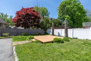 29 Bowman St, Malden, MA 02148 - Photo 7
