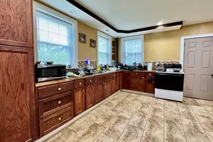 54 Ridgewood Pl, Springfield, MA 01103 - Photo 5