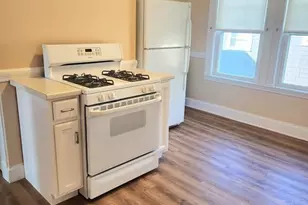 25 Glendower Rd, Boston, MA 02131 - Photo 9