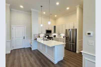 320 Middlesex Ave #D405, Medford, MA 02155 - Photo 3