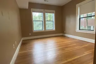 1592 Beacon St, Brookline, MA 02445 - Photo 5