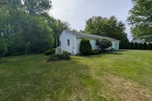 7 Birchwood Dr, Webster, MA 01570 - Photo 33