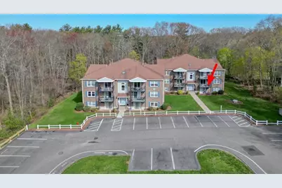 610 South Franklin St #F101, Holbrook, MA 02343 - Photo 3