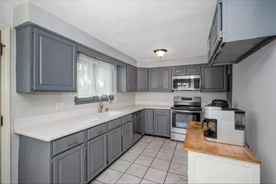 138 Malinda Dr, Abington, MA 02351 - Photo 7