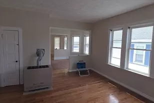 105 6th St, Fall River, MA 02723 - Photo 5