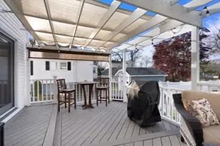 14 Hawthorne St, Norwood, MA 02062 - Photo 3