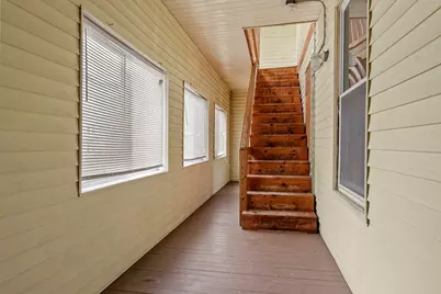 125 Cross St, Southbridge, MA 01550 - Photo 33