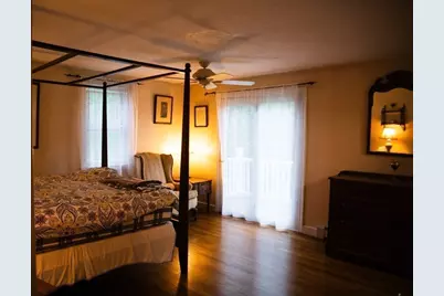 56 Canterbury St, Hingham, MA 02043 - Photo 19