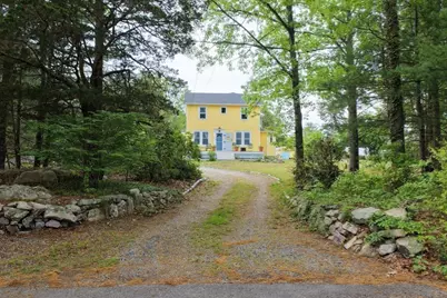 56 Canterbury St, Hingham, MA 02043 - Photo 29