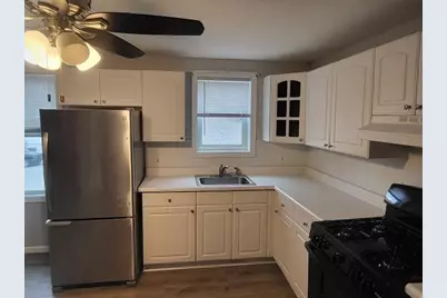 1986-1990 N Main St #3, Fall River, MA 02720 - Photo 3