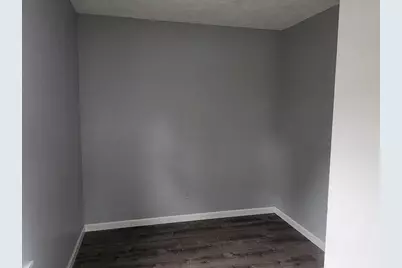 1986-1990 N Main St #3, Fall River, MA 02720 - Photo 5
