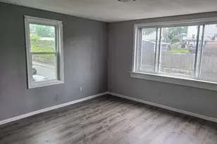 1986-1990 N Main St, Fall River, MA 02720 - Photo 5