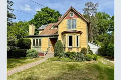 60 Massasoit, Northampton, MA 01060 - Photo 1