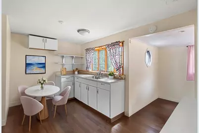 9 Viking Ter, Boston, MA 02126 - Photo 11
