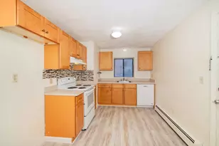 72 Martensen St, Quincy, MA 02169 - Photo 5