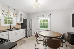 73 Allen Ave, Attleboro, MA 02703 - Photo 13