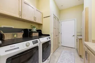 33 Labrie Ln, Holyoke, MA 01040 - Photo 23