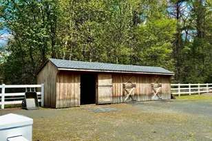 33 Labrie Ln, Holyoke, MA 01040 - Photo 39