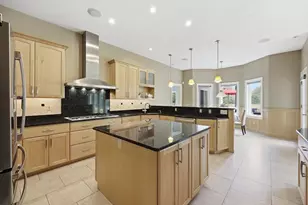 33 Labrie Ln, Holyoke, MA 01040 - Photo 11