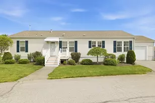 4 Fairway Dr, Brockton, MA 02301 - Photo 1