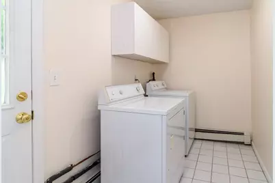 33 Eisenhower Rd, Framingham, MA 01701 - Photo 11