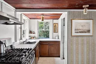 14 School St, Falmouth, MA 02543 - Photo 21