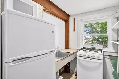 14 School St, Falmouth, MA 02543 - Photo 33