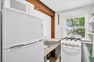 14 School St, Falmouth, MA 02543 - Photo 33