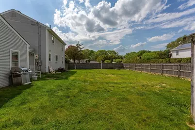 224 Denham Ave, Somerset, MA 02726 - Photo 5