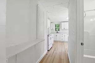 121 Glendale St, Everett, MA 02149 - Photo 21