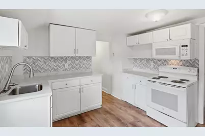 121 Glendale St #3, Everett, MA 02149 - Photo 13