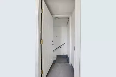 121 Glendale St #3, Everett, MA 02149 - Photo 17