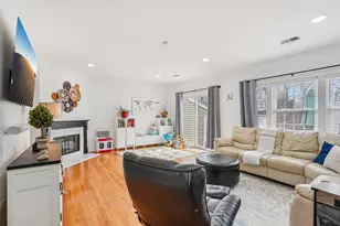 257 Allerton Commons Ln, Braintree, MA 02184 - Photo 3