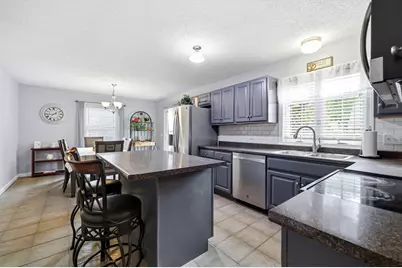 189 Seymour Ave, Springfield, MA 01109 - Photo 13