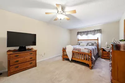 189 Seymour Ave, Springfield, MA 01109 - Photo 21
