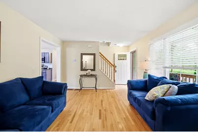 189 Seymour Ave, Springfield, MA 01109 - Photo 9