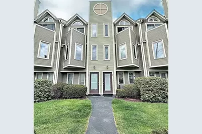 70 Austin St #27, Lowell, MA 01854 - Photo 1