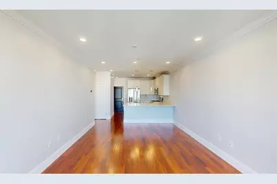 87 Medford St #215, Medford, MA 02155 - Photo 5