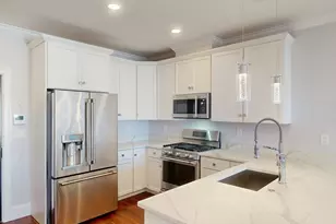 87 Medford St, Medford, MA 02155 - Photo 3