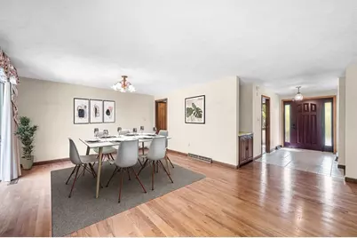 19 Williston Dr, Longmeadow, MA 01106 - Photo 5