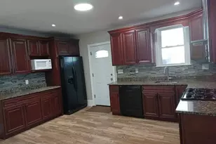 105 Washington St, Malden, MA 02148 - Photo 5