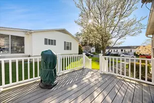 2 Ridgewood Cir, Bridgewater, MA 02324 - Photo 17