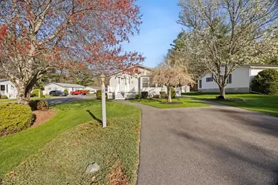 2 Ridgewood Circle, Bridgewater, MA 02324 - Photo 3