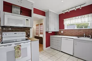 8 Grace Ct, Gardner, MA 01440 - Photo 11