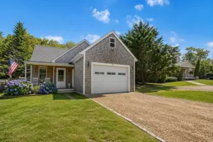15 Twenty First St N, Edgartown, MA 02539 - Photo 3
