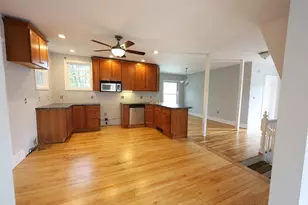 15 Warren, Stoneham, MA 02180 - Photo 3