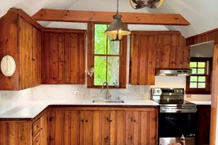 1015 Hortonville Rd, Swansea, MA 02777 - Photo 3
